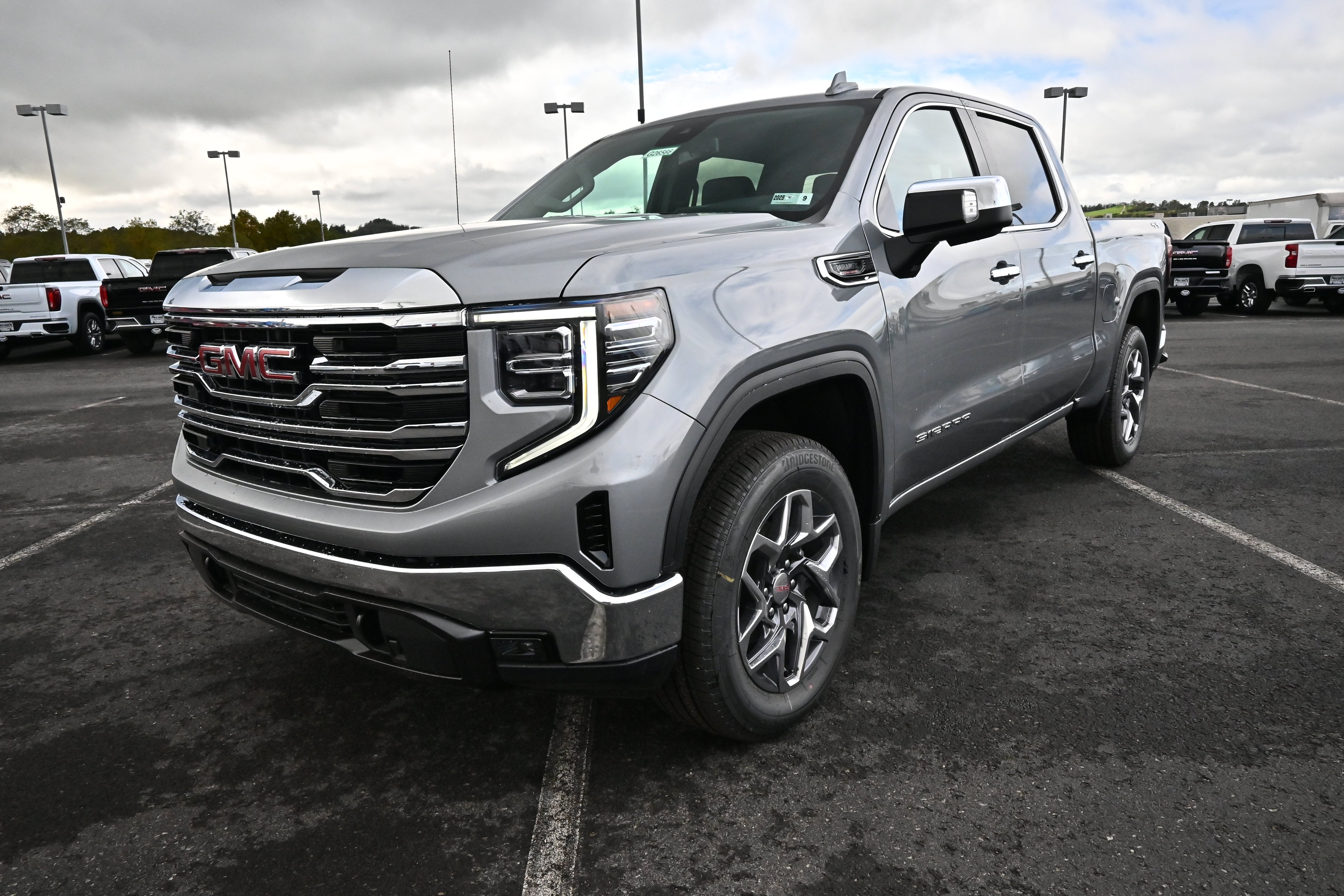 2026 GMC Sierra 1500 SLT