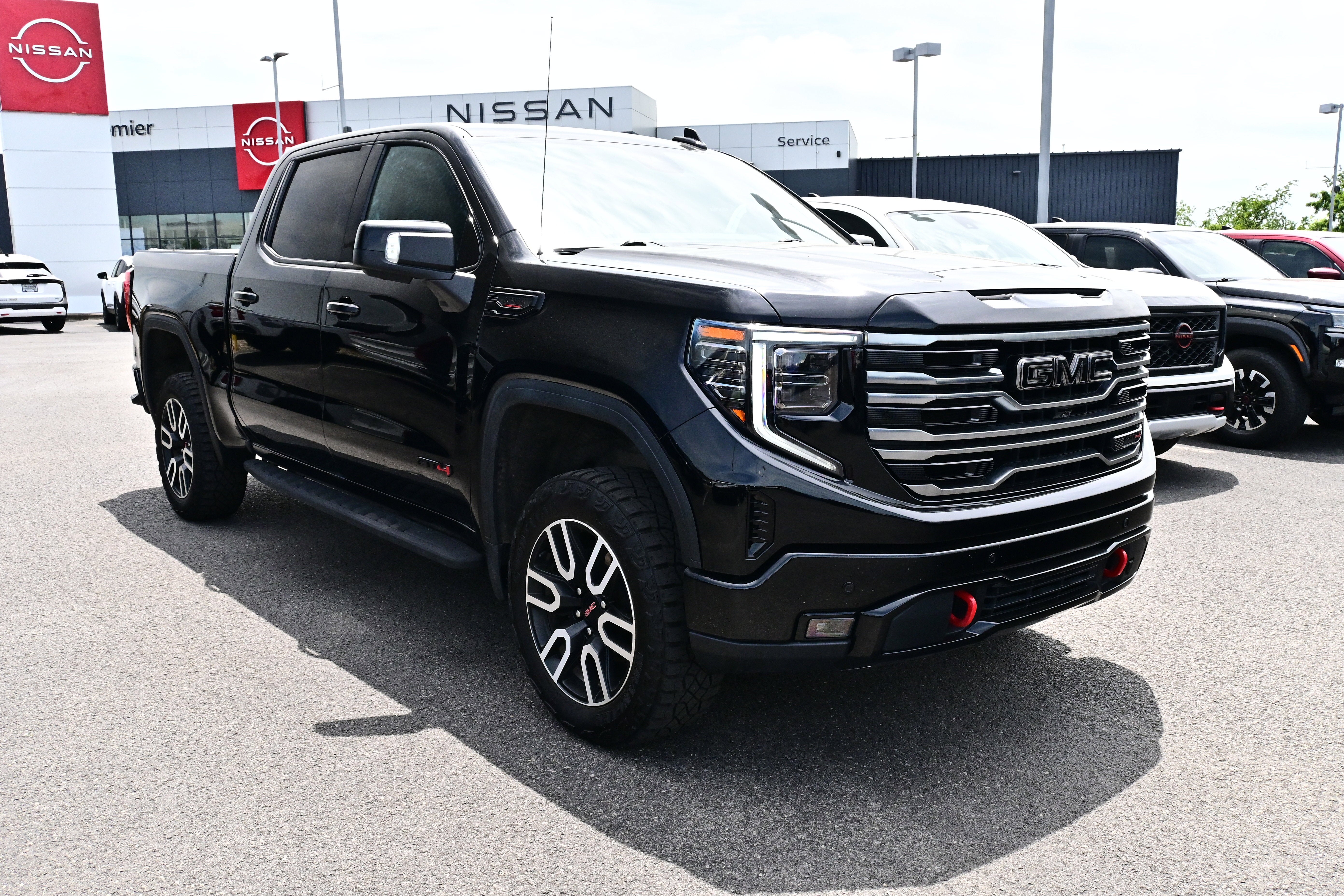 2025 GMC Sierra 1500 AT4