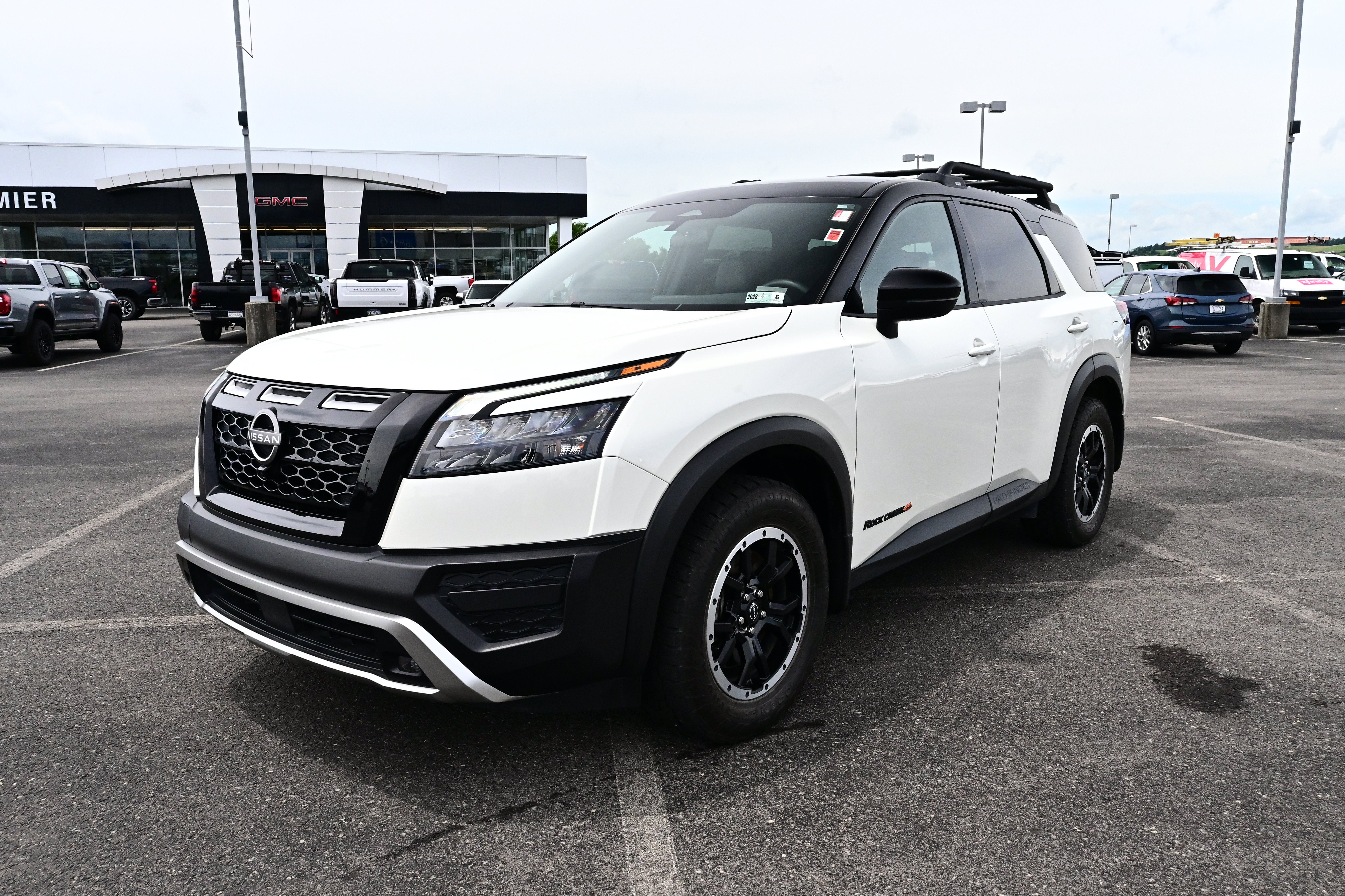 2024 Nissan Pathfinder Rock Creek