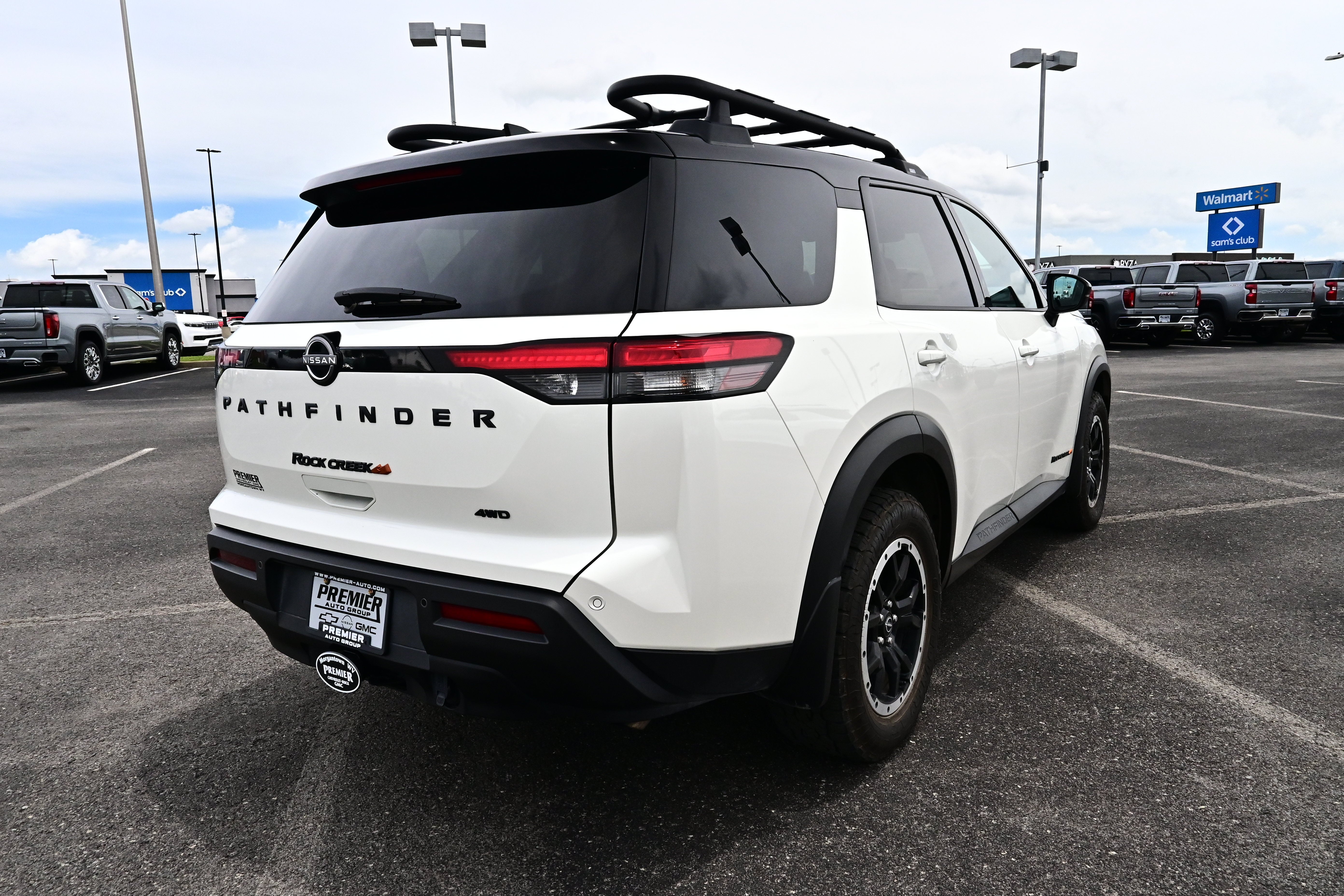 2024 Nissan Pathfinder Rock Creek