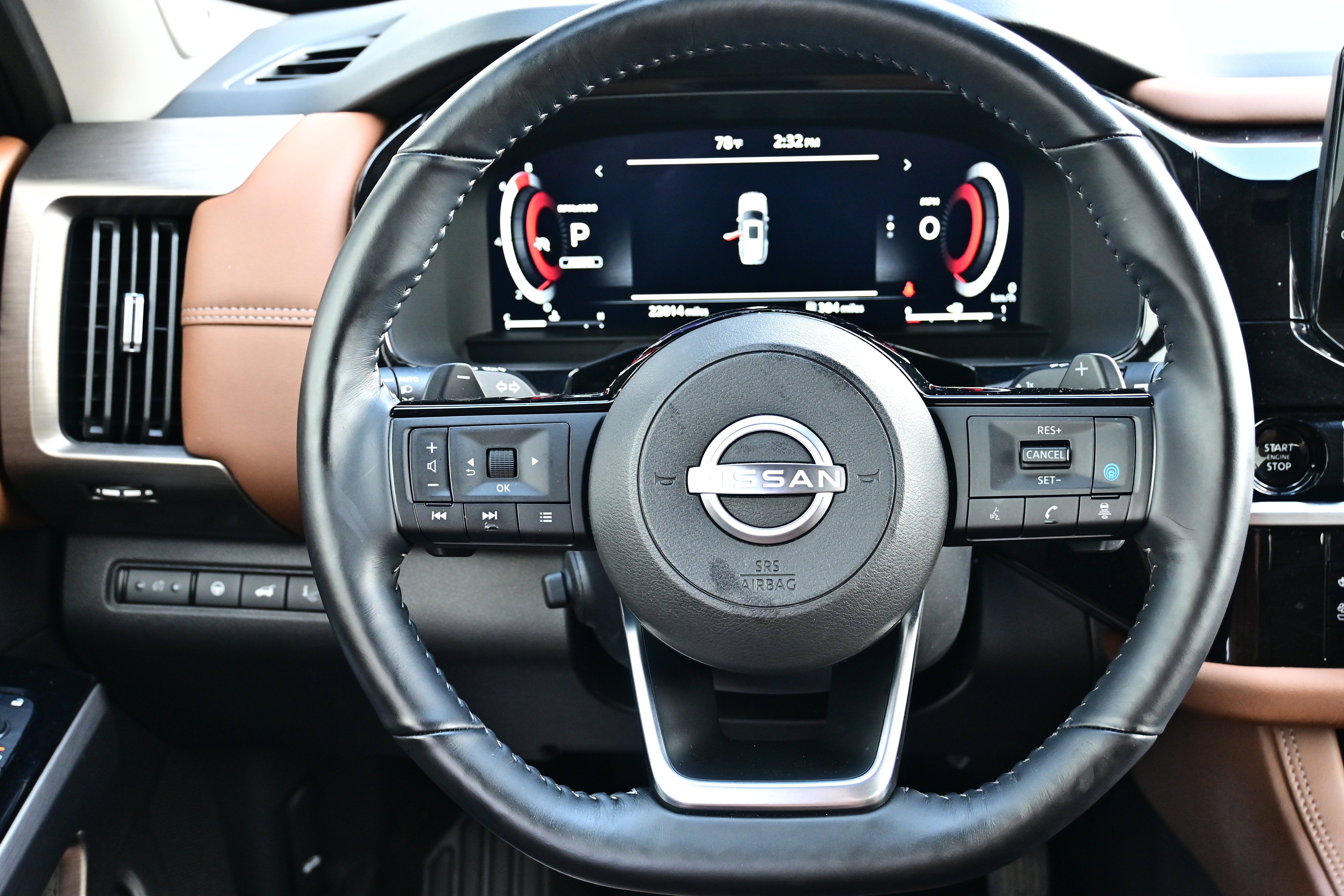 2025 Nissan Pathfinder Platinum