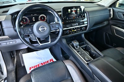 2022 Nissan Pathfinder Platinum