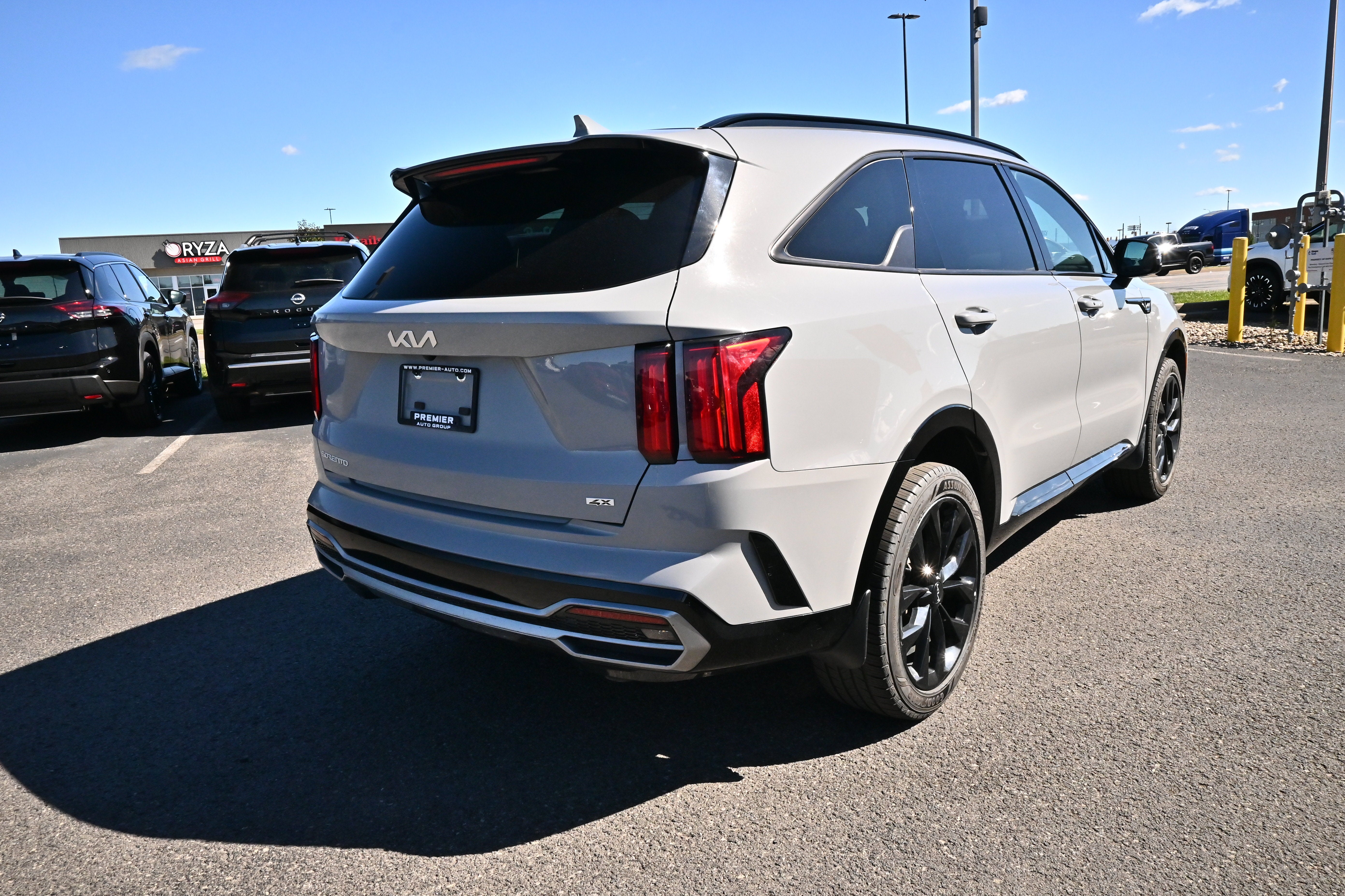2023 Kia Sorento SX