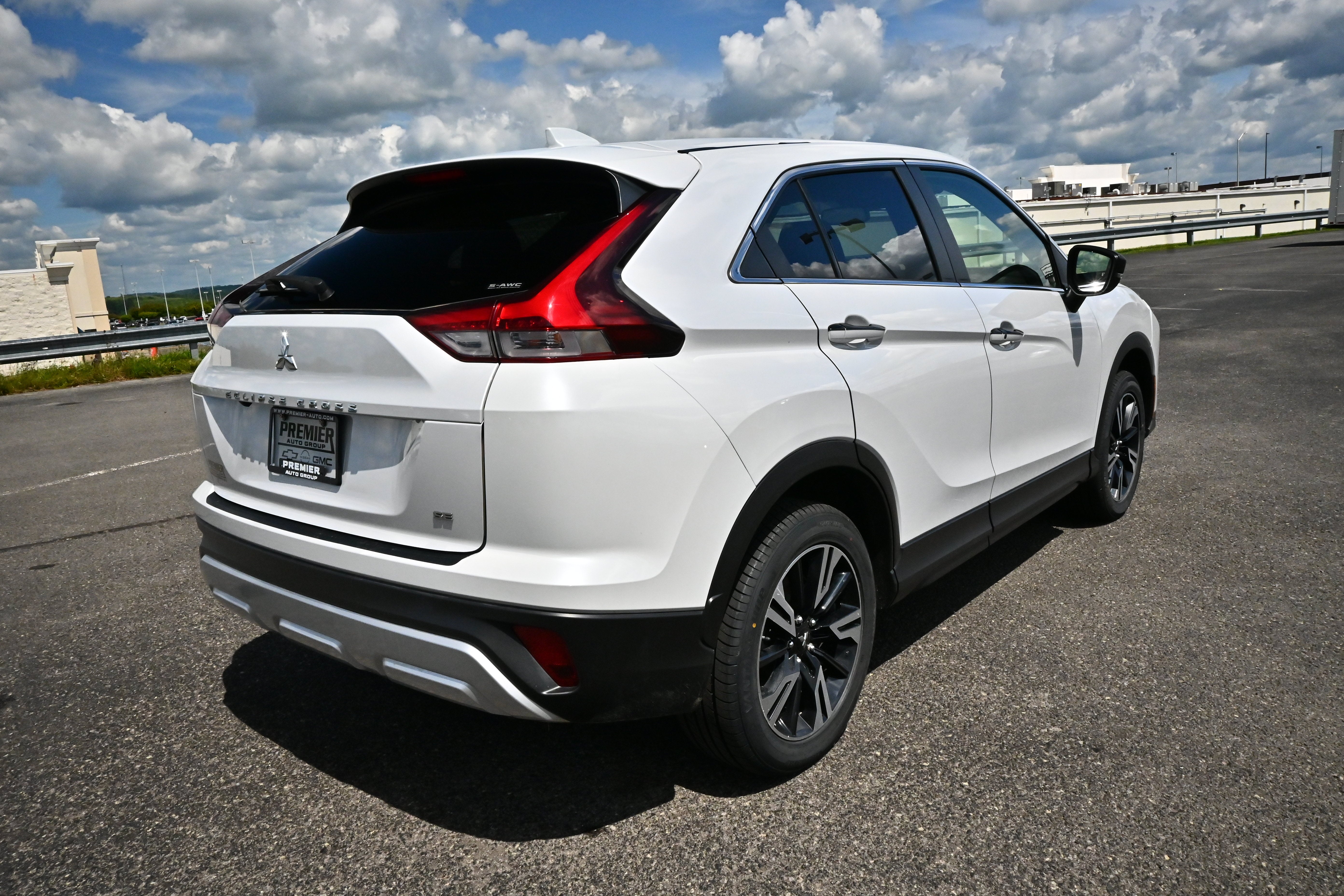 2024 Mitsubishi Eclipse Cross SE