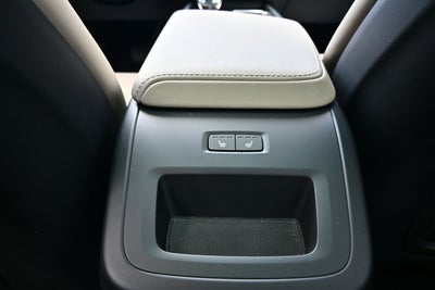 2026 Volvo XC60 Plus